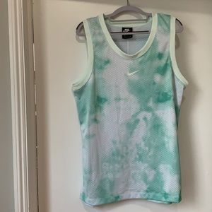 Nike sportswear icon clash tank